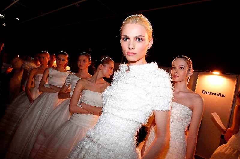 Photo by Jorge Andreu — backstage