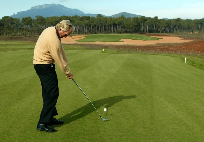 Photo by Jorge Andreu — golf