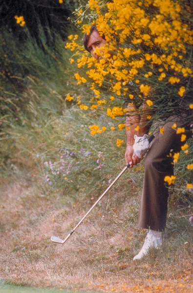 Photo by Jorge Andreu — golf