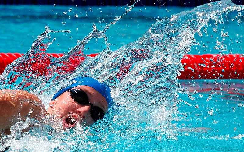 Photo by Jorge Andreu — natacion