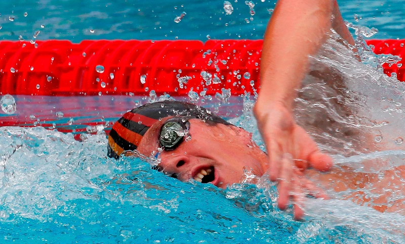 Photo by Jorge Andreu — natacion