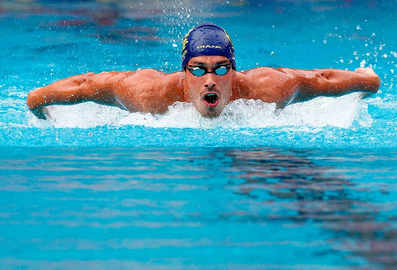 Photo by Jorge Andreu — natacion