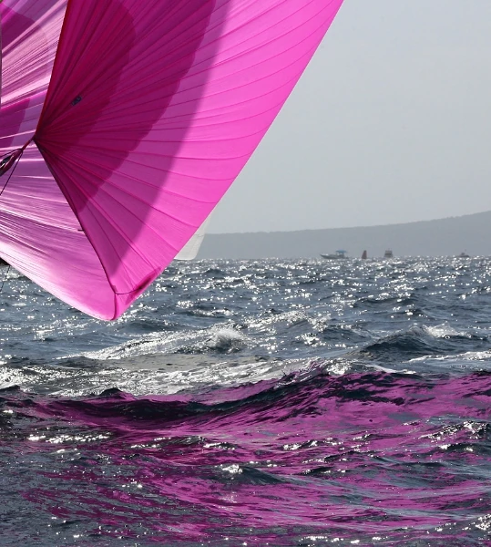 Photo by Jorge Andreu — vela