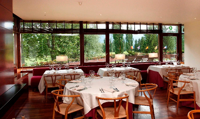 Photo by Jorge Andreu — interiores