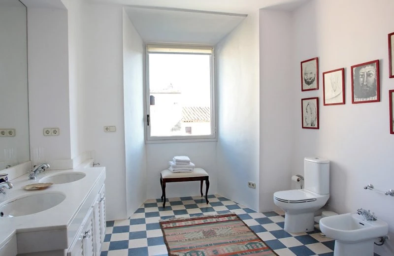 Photo by Jorge Andreu — interiores